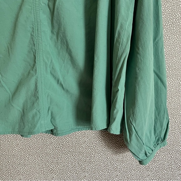 M Universal Thread Swing Tie Neck Top - Picture 2 of 6